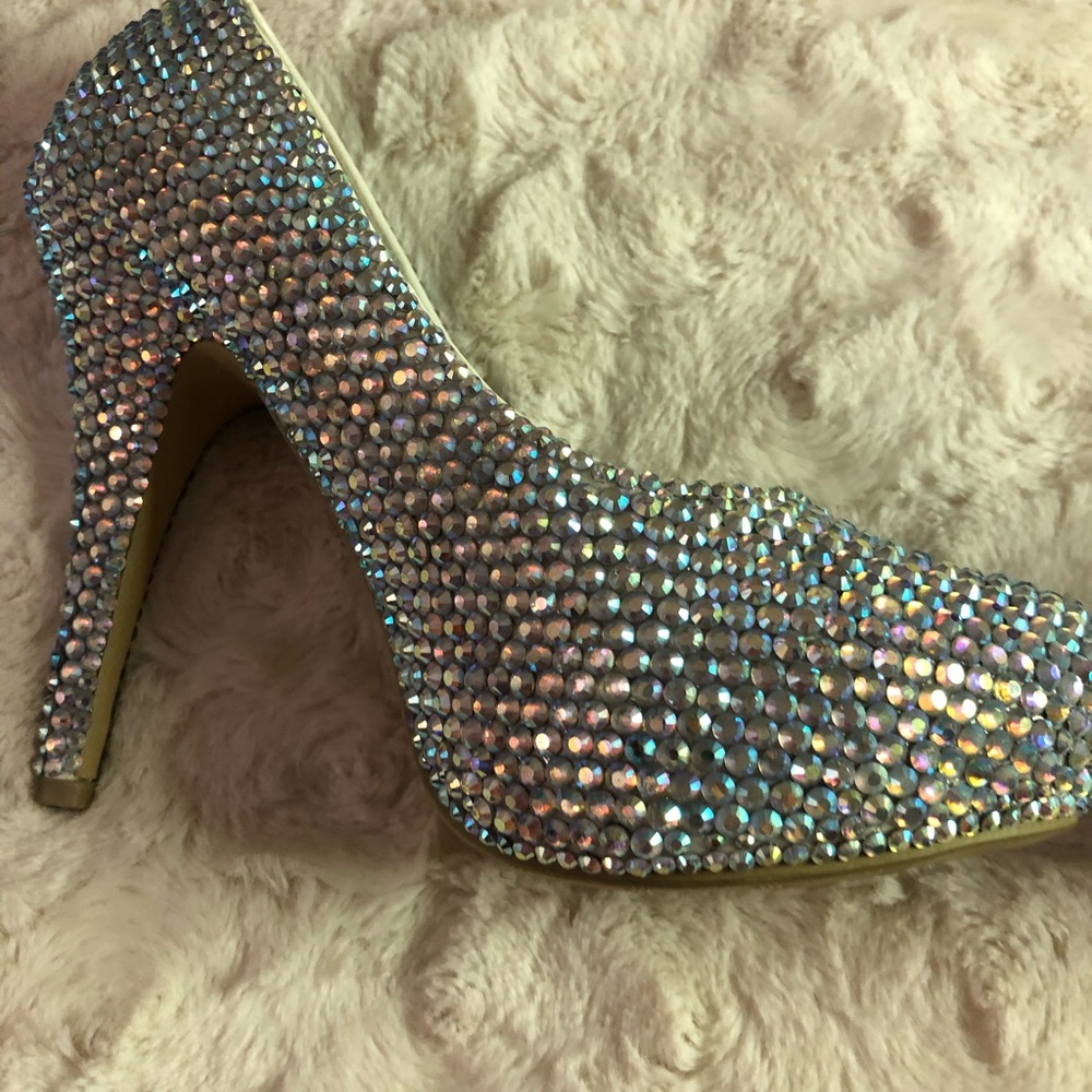 Marc Defang 7.5 - Picture 7 of 13